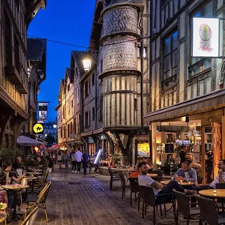 Hypercentre Apartment